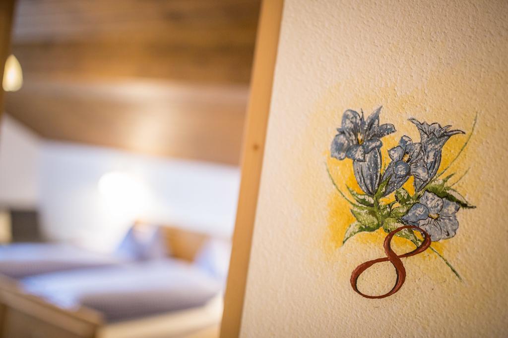 Berggasthaus Agritur Moserhof Braies  Ngoại thất bức ảnh