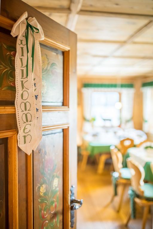Berggasthaus Agritur Moserhof Braies  Ngoại thất bức ảnh
